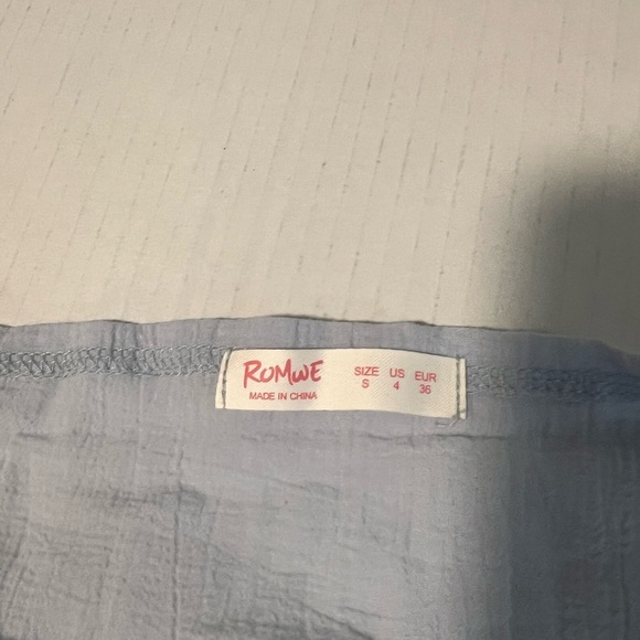 ROMWE Soft Blue Textured Fabric - Picture 2 of 2